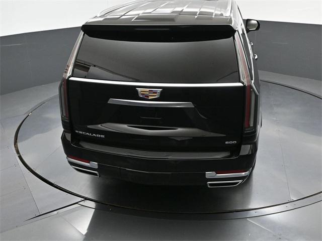 new 2025 Cadillac Escalade ESV car