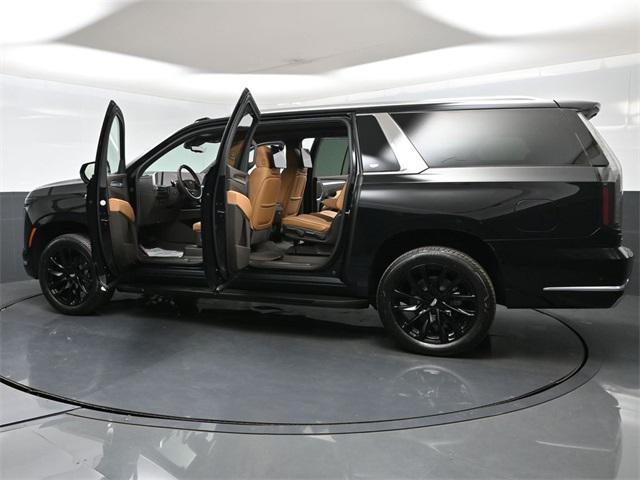 new 2025 Cadillac Escalade ESV car