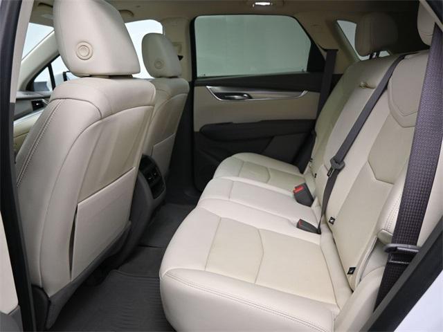 used 2022 Cadillac XT5 car, priced at $30,892