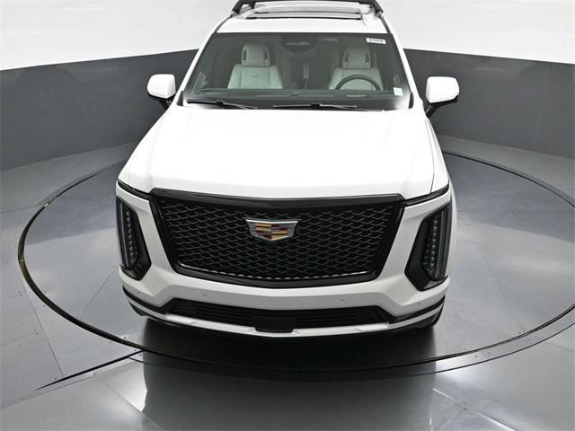 new 2025 Cadillac Escalade car