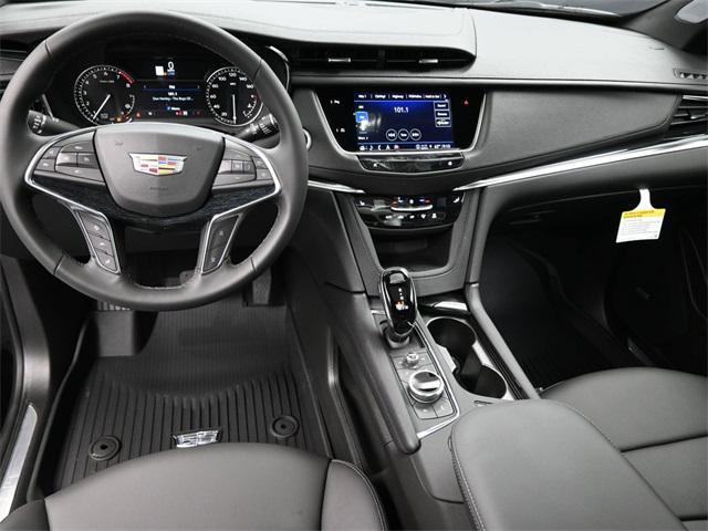 new 2025 Cadillac XT5 car, priced at $56,010