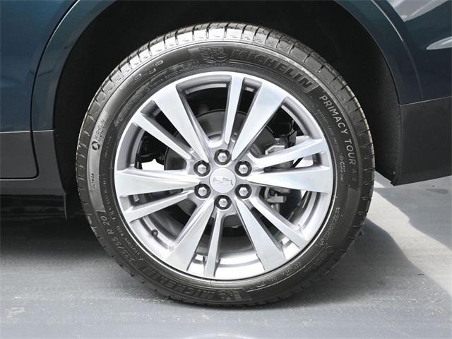 new 2025 Cadillac XT5 car