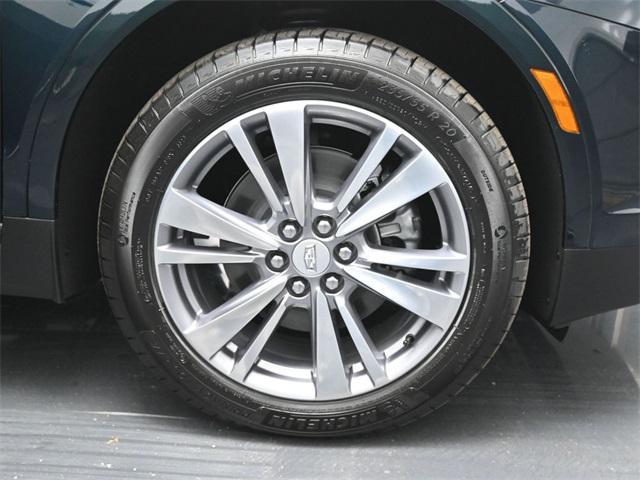 new 2025 Cadillac XT5 car