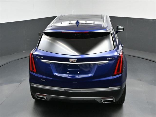 new 2025 Cadillac XT5 car, priced at $55,140