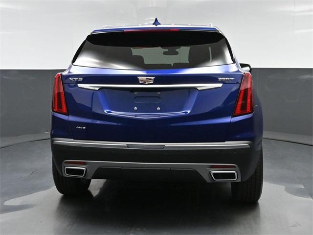 new 2025 Cadillac XT5 car, priced at $55,140