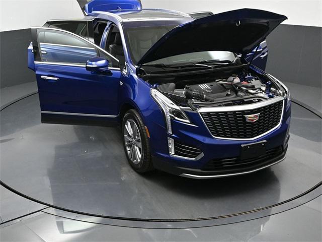 new 2025 Cadillac XT5 car, priced at $55,140