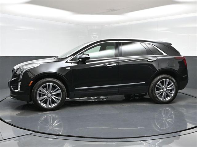 new 2025 Cadillac XT5 car, priced at $55,140