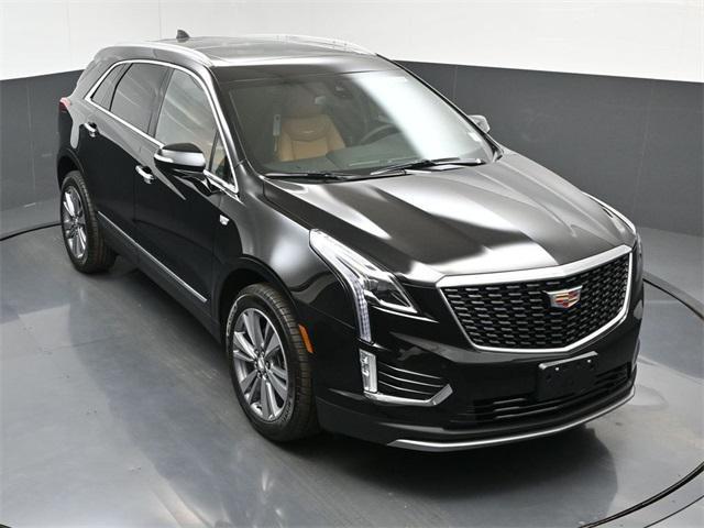new 2025 Cadillac XT5 car, priced at $55,140
