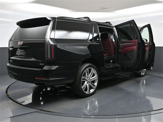 new 2025 Cadillac Escalade ESV car