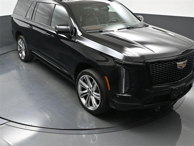 new 2025 Cadillac Escalade ESV car
