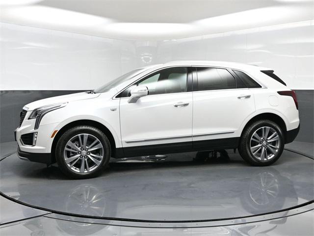 new 2025 Cadillac XT5 car