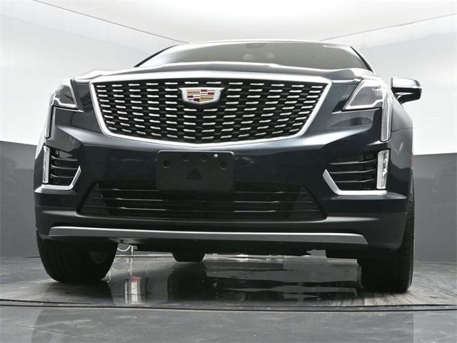 new 2025 Cadillac XT5 car, priced at $55,010