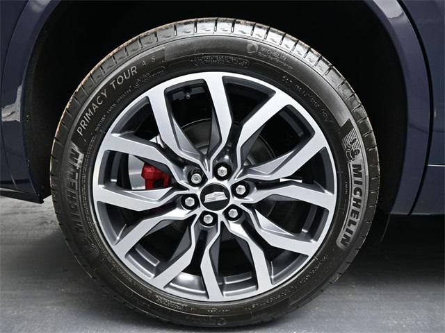 new 2025 Cadillac XT6 car, priced at $66,968