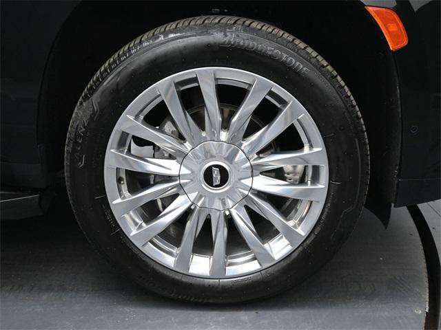 used 2022 Cadillac Escalade ESV car, priced at $72,990