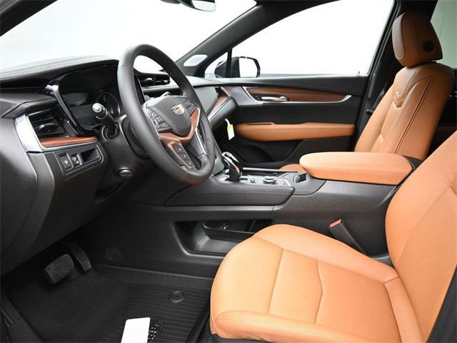 new 2025 Cadillac XT5 car, priced at $56,110
