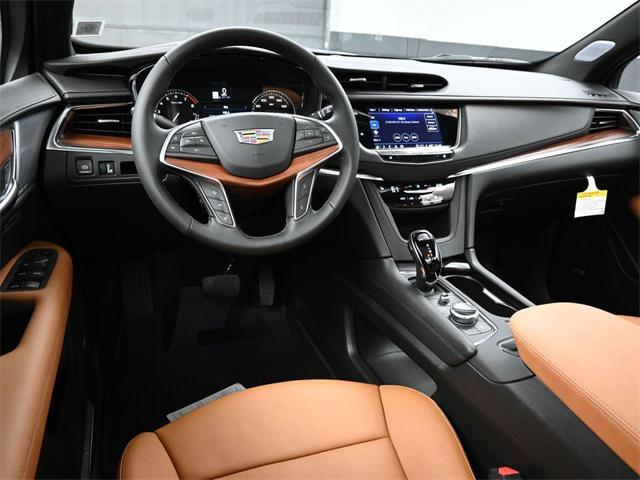 new 2025 Cadillac XT5 car, priced at $56,110
