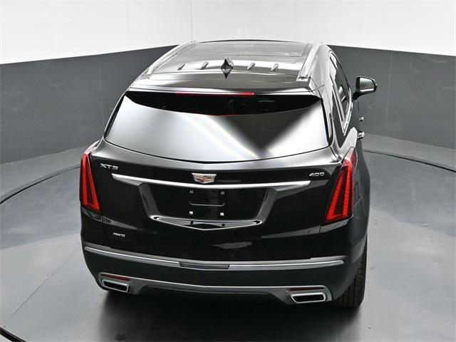 new 2025 Cadillac XT5 car, priced at $56,110