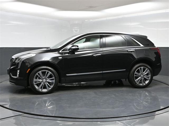 new 2025 Cadillac XT5 car, priced at $56,110