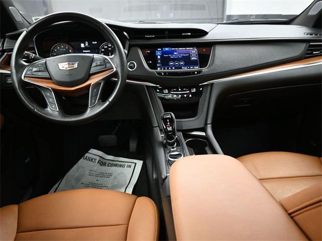 used 2022 Cadillac XT5 car, priced at $29,904