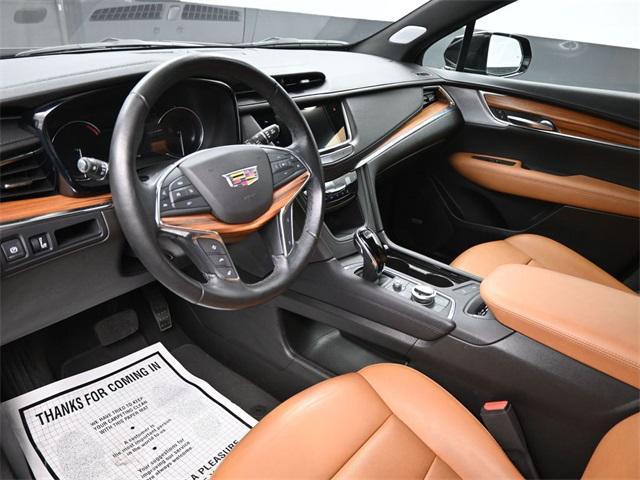 used 2022 Cadillac XT5 car, priced at $32,589