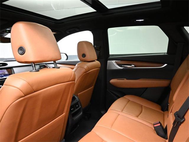 used 2022 Cadillac XT5 car, priced at $29,904