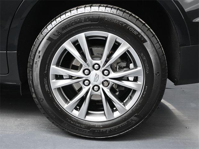 used 2022 Cadillac XT5 car, priced at $29,904