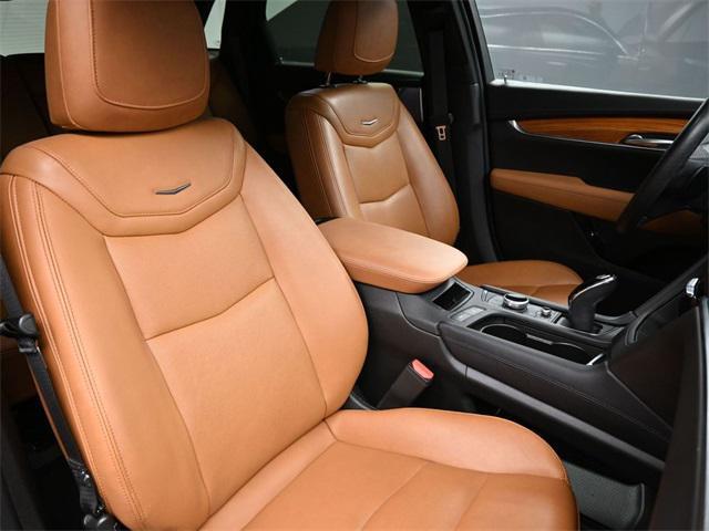 used 2022 Cadillac XT5 car, priced at $29,904