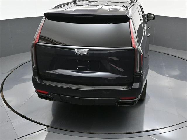 new 2024 Cadillac Escalade ESV car