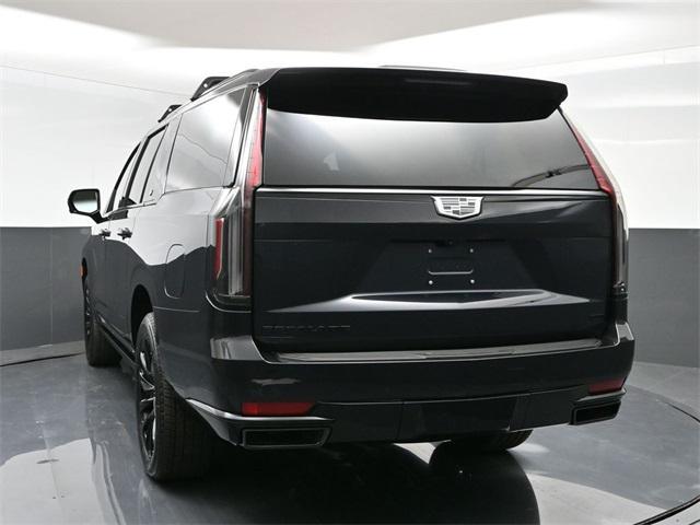 new 2024 Cadillac Escalade ESV car