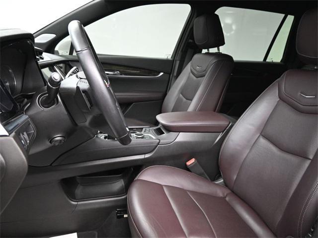 used 2022 Cadillac XT6 car