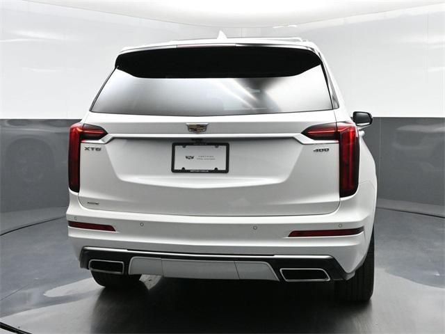 used 2022 Cadillac XT6 car