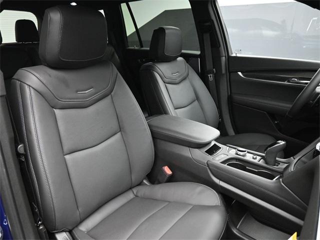 new 2025 Cadillac XT6 car