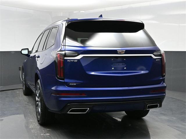 new 2025 Cadillac XT6 car
