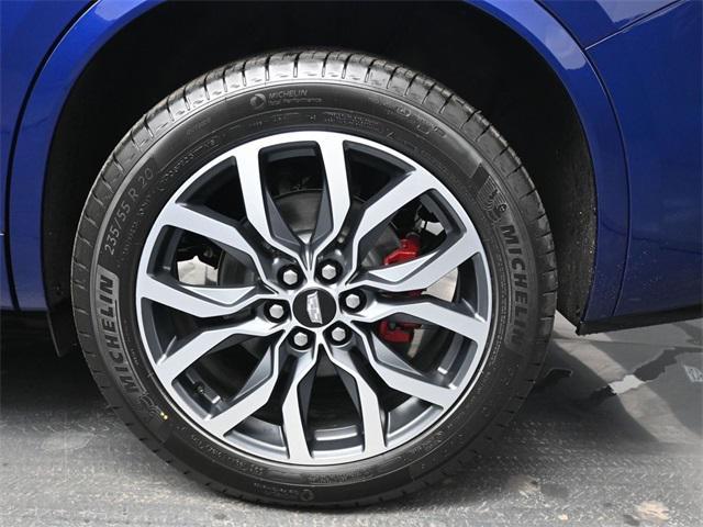 new 2025 Cadillac XT6 car