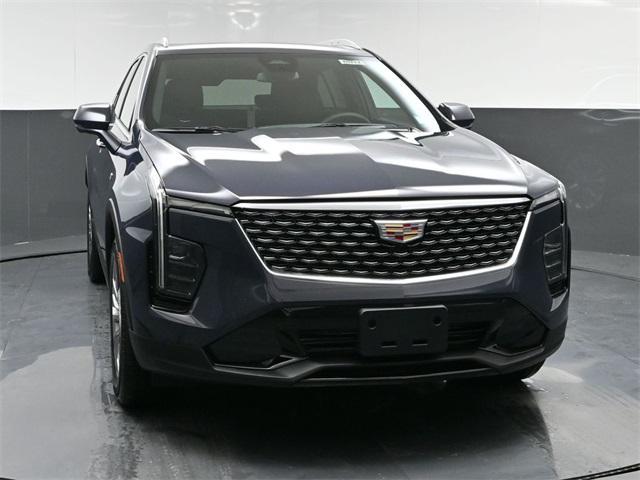 new 2025 Cadillac XT4 car, priced at $48,365