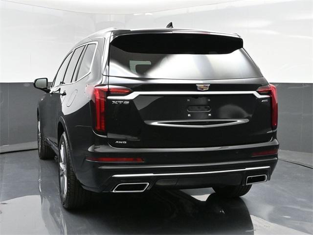 new 2024 Cadillac XT6 car