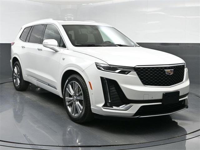used 2022 Cadillac XT6 car, priced at $36,995