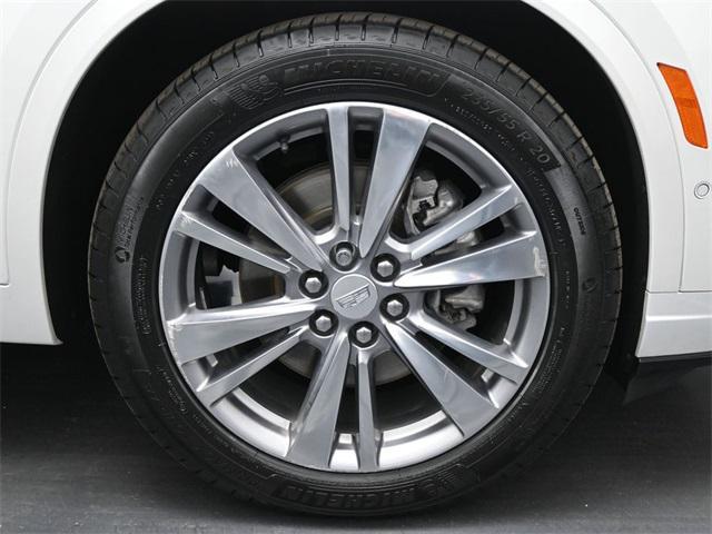used 2022 Cadillac XT6 car, priced at $36,995