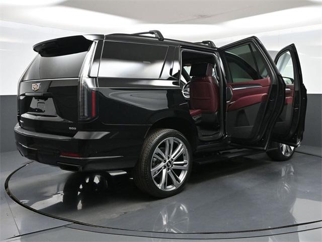 new 2025 Cadillac Escalade car