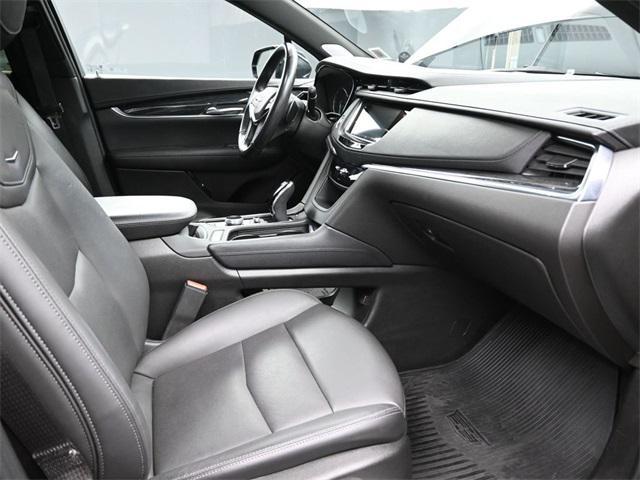 used 2022 Cadillac XT5 car, priced at $33,386