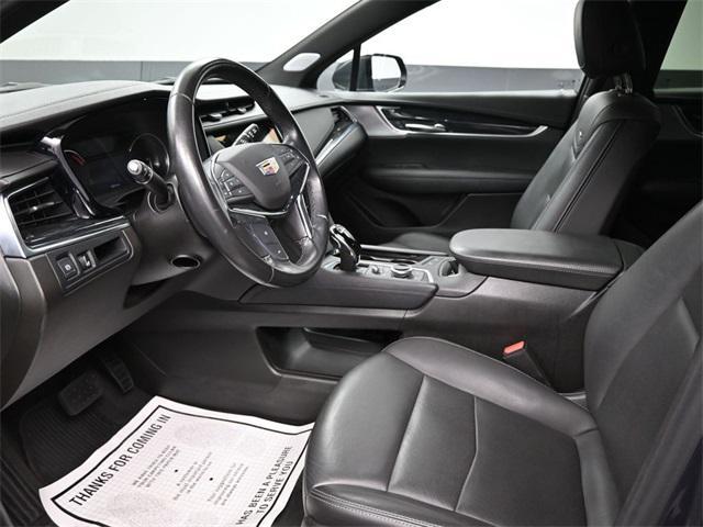 used 2022 Cadillac XT5 car, priced at $33,386