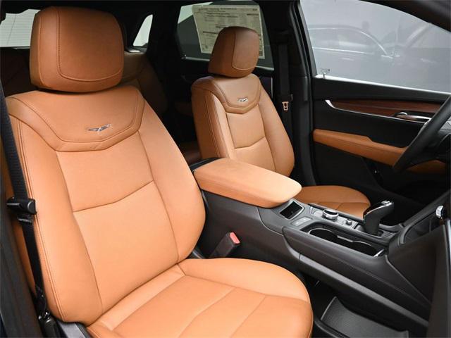 new 2025 Cadillac XT5 car, priced at $56,110