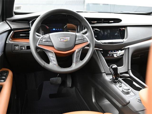 new 2025 Cadillac XT5 car, priced at $56,110