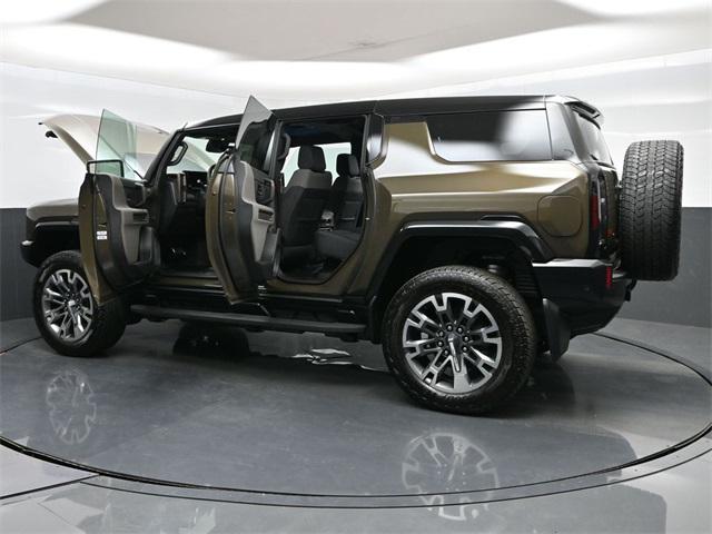 new 2025 GMC HUMMER EV SUV car