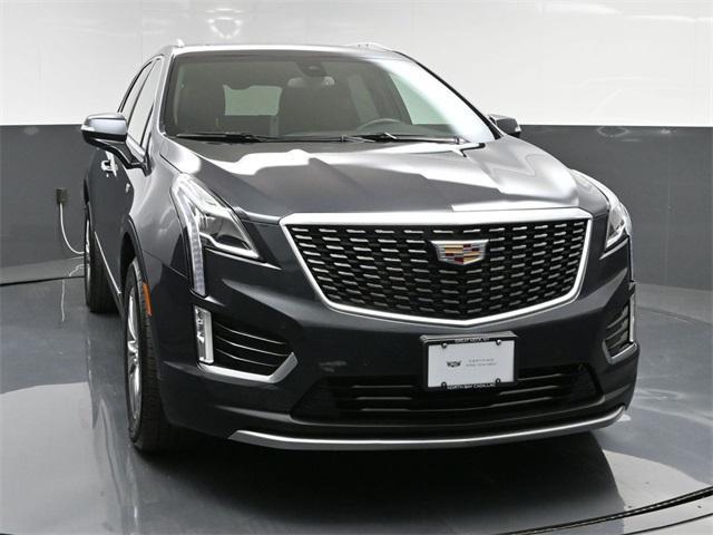 used 2022 Cadillac XT5 car, priced at $35,798