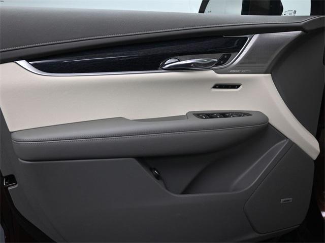 used 2022 Cadillac XT6 car, priced at $35,069