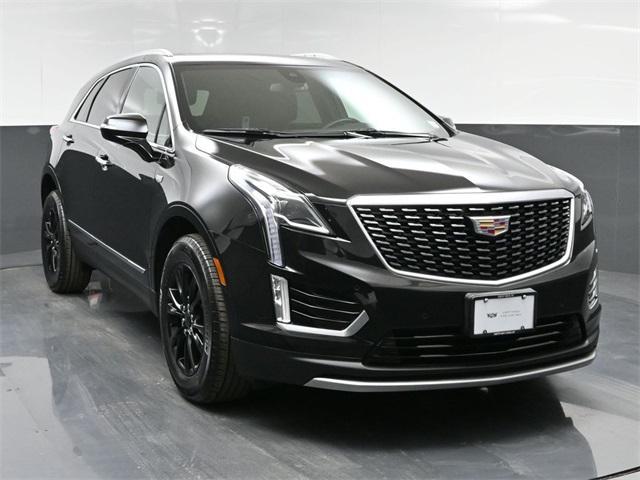 used 2023 Cadillac XT5 car, priced at $35,588