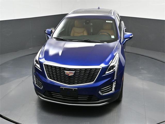 new 2025 Cadillac XT5 car, priced at $56,010