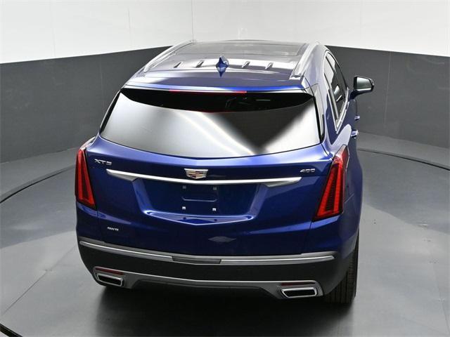 new 2025 Cadillac XT5 car, priced at $56,010