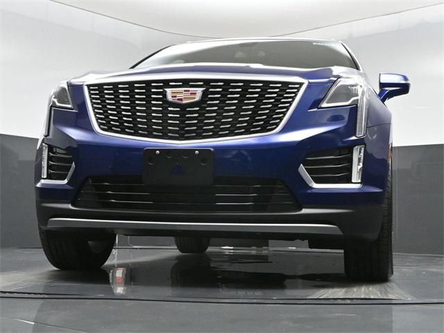 new 2025 Cadillac XT5 car, priced at $56,010